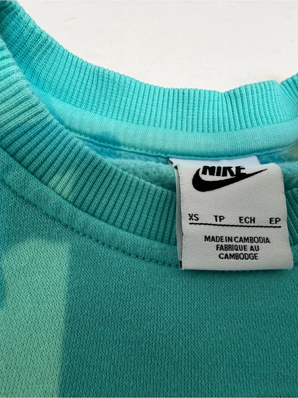 Nike Girl’s Teal Cropped Crewneck Sweatshirt with Script Logo